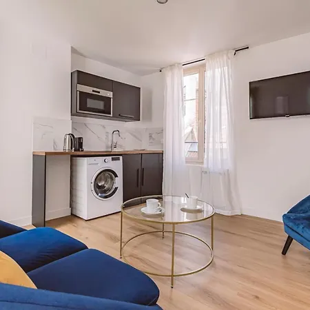 Apartment - Place Du Forum - Cathedrale - Terrasse *