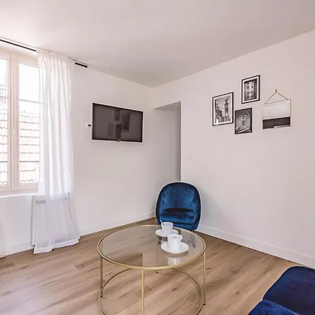 - Place Du Forum - Cathedrale - Terrasse Apartment